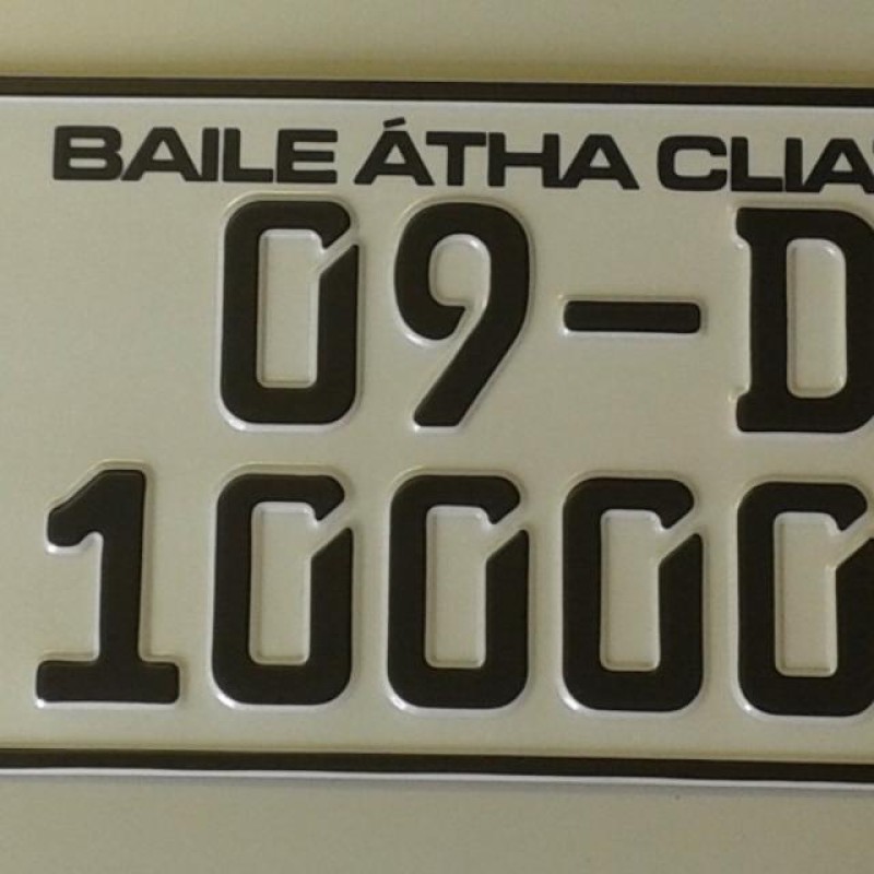 German square Irish Reg Plate Legal style 1 single plate