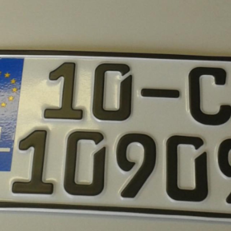 German square Irish NO COUNTY NO DASH IRL Reg Plate style 1 single plate